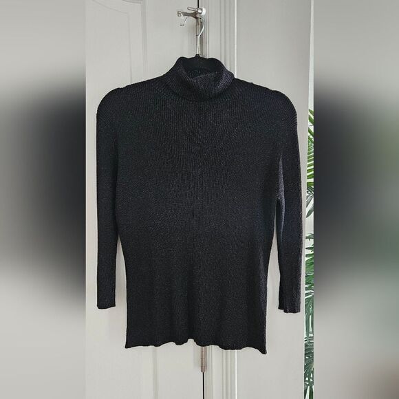 Mantles Black turtleneck with metallic, shimmer, shiny , silver thread - Picture 1 of 2
